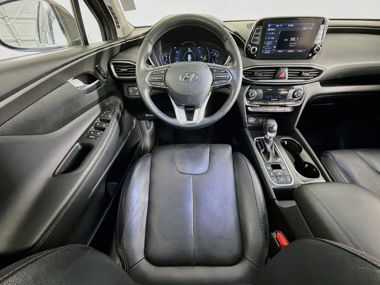 Used 2020 Hyundai Santa Fe Limited AWD/4WD image 13