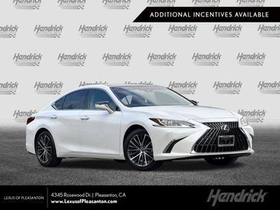 New 2025 Lexus ES 350 w/ Premium Package
