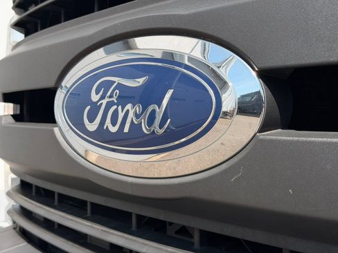 Used 2018 Ford F250 XL w/ Power Equipment Group AWD/4WD image 13