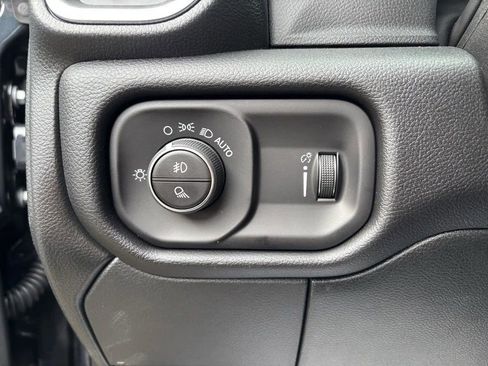 New 2026 RAM 3500 Big Horn AWD/4WD image 15