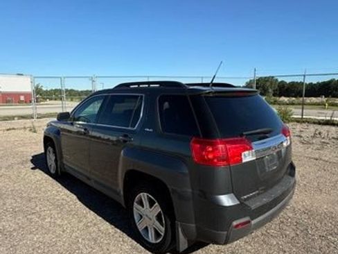Used 2011 GMC Terrain SLE w/ Convenience Package FWD image 4