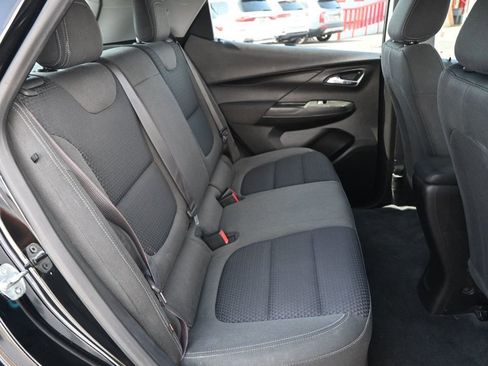 Used 2022 Chevrolet Bolt LT image 17