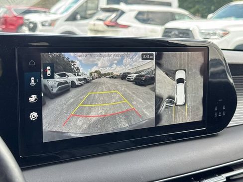 Used 2023 Hyundai Palisade Limited FWD image 22