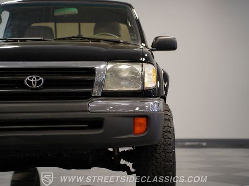 Used 1998 Toyota Tacoma 4x4 w/ SR5 Package image 20