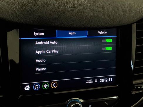 Used 2020 Chevrolet Trax LT w/ LT Convenience Package image 20