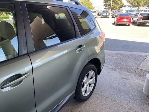 Used 2014 Subaru Forester 2.5i Premium w/ All-Weather Package AWD/4WD image 48
