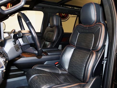 Used 2024 Lincoln Navigator L Black Label AWD/4WD image 35