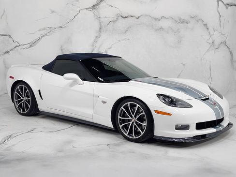 Used 2013 Chevrolet Corvette 427 w/ 1SC Preferred Equipment Group image 8