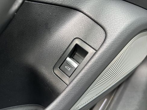 Used 2021 Audi RS 6 AWD/4WD image 9