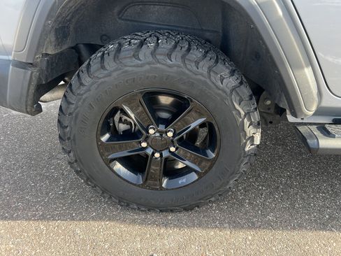 Used 2022 Jeep Wrangler Unlimited Sport image 11