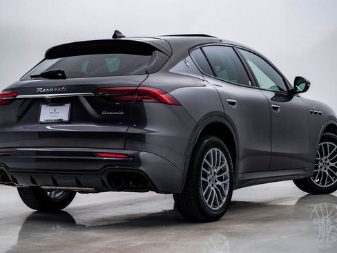 Certified 2024 Maserati Grecale GT image 9