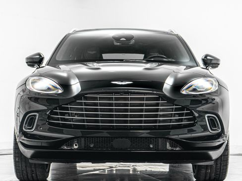 Used 2021 Aston Martin DBX AWD/4WD image 4