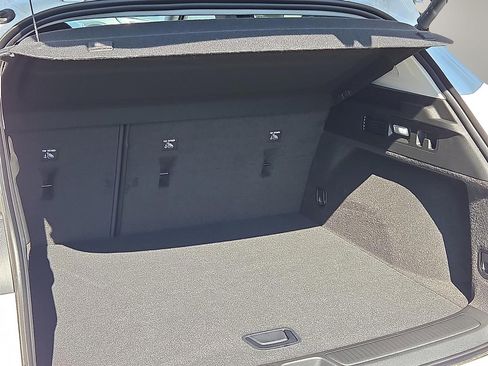 New 2025 Buick Envision Sport Touring image 9