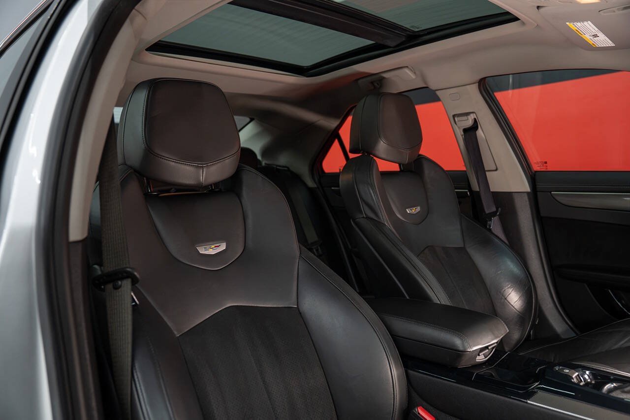 Used 2010 Cadillac CTS V RWD image 71