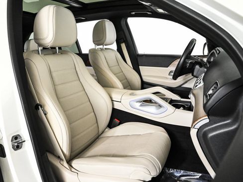 Certified 2024 Mercedes-Benz GLE 450e 4MATIC image 23