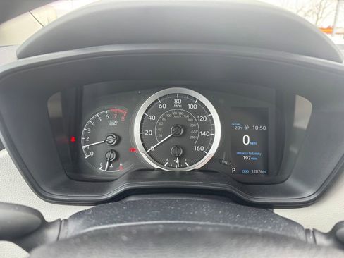 Used 2022 Toyota Corolla LE image 2