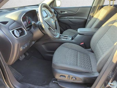 Used 2023 Chevrolet Equinox LT FWD image 12