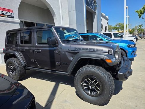 New 2026 Jeep Wrangler Unlimited Rubicon 392 w/ Quick Order Package 27X Moab AWD/4WD image 3