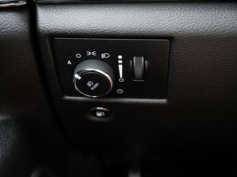 Used 2020 Jeep Grand Cherokee High Altitude AWD/4WD image 28