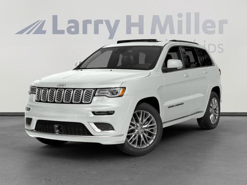 Used 2017 Jeep Grand Cherokee Summit w/ Platinum Series Group AWD/4WD image 1
