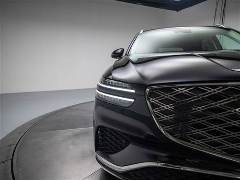 New 2026 Genesis GV70 2.5T Advanced AWD/4WD image 14