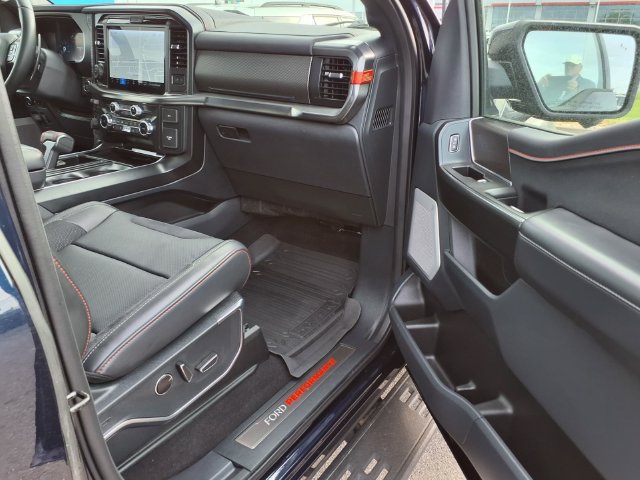 Used 2025 Ford F150 Raptor AWD/4WD image 28