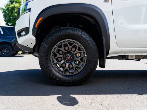 New 2026 Nissan Frontier PRO-4X w/ Pro-4x Convenience Package AWD/4WD image 7