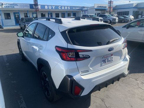 Used 2024 Subaru Crosstrek 2.5i Limited w/ Crosstrek Mirror Package image 7