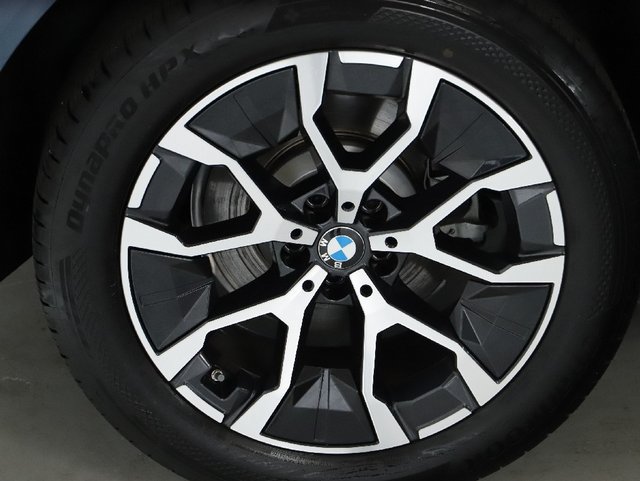 Used 2026 BMW X3 xDrive30i w/ Convenience Package AWD/4WD image 12