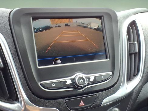 Used 2021 Chevrolet Equinox LT FWD image 11