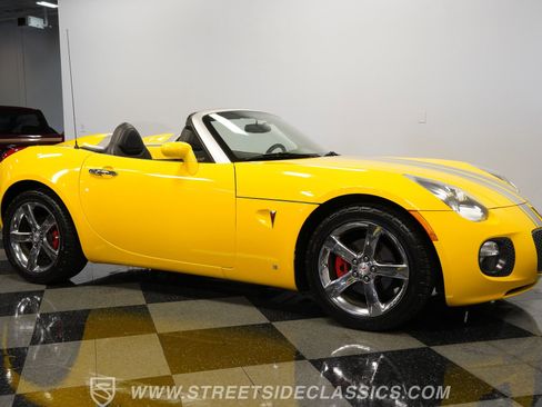 Used 2007 Pontiac Solstice GXP w/ Premium Package image 15