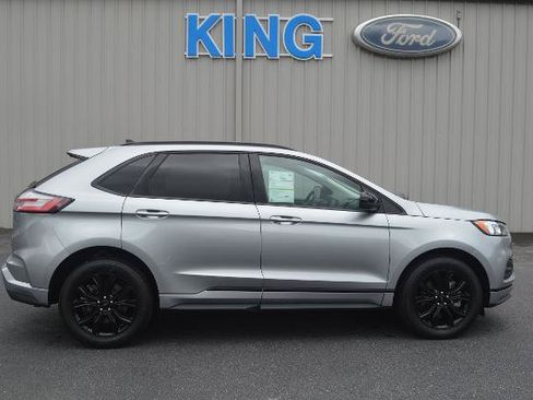 Certified 2024 Ford Edge SE w/ Black Appearance Package AWD/4WD image 5
