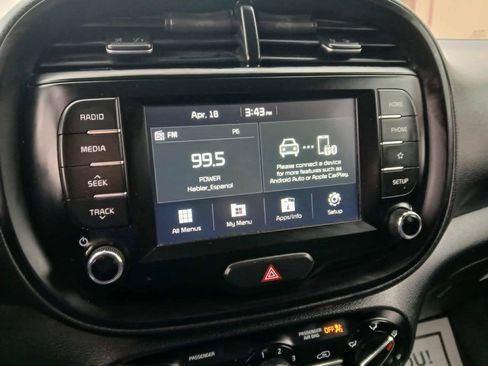 Used 2021 Kia Soul LX image 14