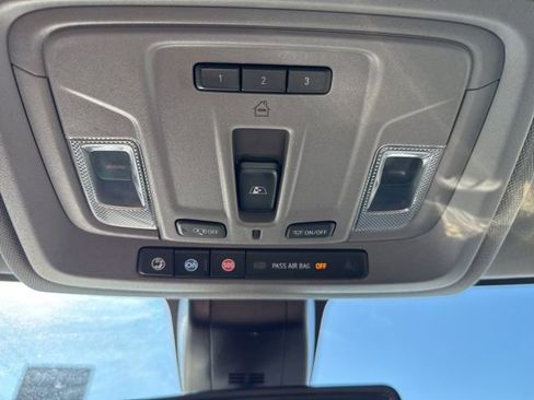 Used 2020 GMC Sierra 1500 SLT w/ SLT Premium Plus Package image 26