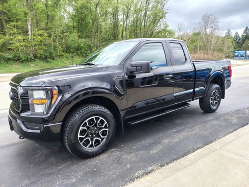 Used 2023 Ford F150 XL w/ STX Appearance Package AWD/4WD image 4