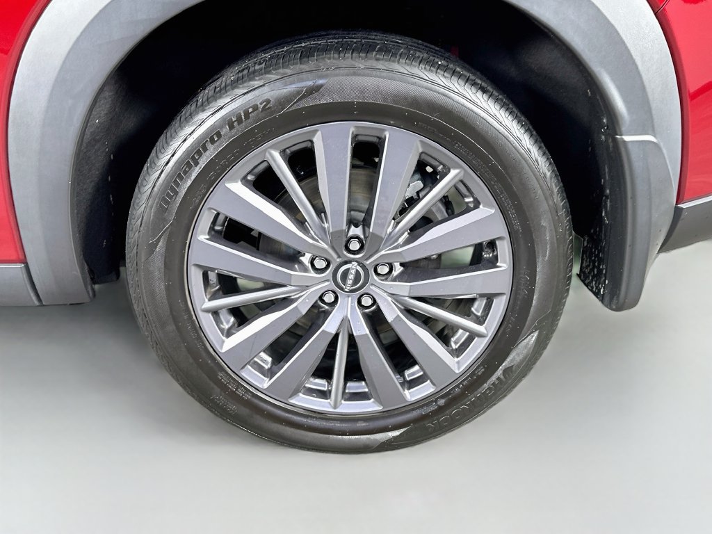Used 2024 Nissan Pathfinder SL w/ SL Premium Package FWD image 34