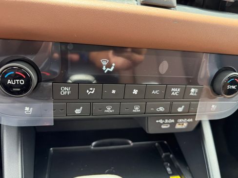 New 2026 Subaru Outback Touring XT AWD/4WD image 17