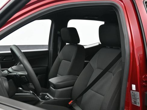 Used 2026 Chevrolet Colorado W/T w/ WT Custom Package RWD image 10