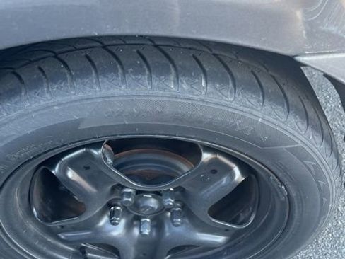 Used 2010 Ford Fusion SE FWD image 10