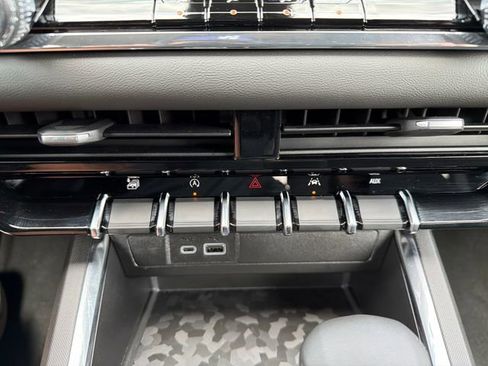 New 2026 GMC Canyon Elevation image 14