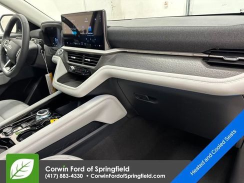 New 2026 Ford Explorer Platinum w/ LUX Leather Package image 11