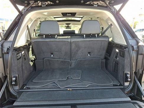 Used 2025 BMW X7 xDrive40i image 30