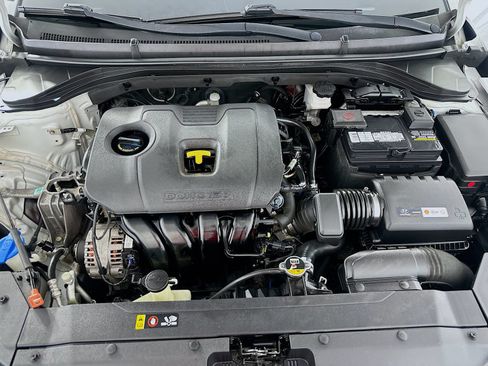 Used 2019 Hyundai Elantra SEL FWD image 34