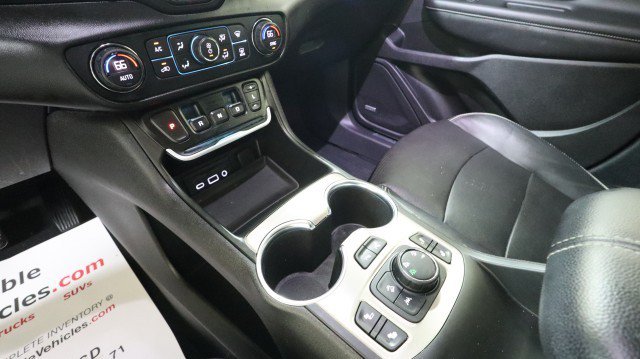 Used 2018 GMC Terrain Denali w/ Advanced Safety Package AWD/4WD image 18