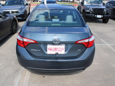 Used 2016 Toyota Corolla LE FWD image 8