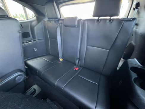 Used 2025 Toyota Highlander XSE AWD/4WD image 31