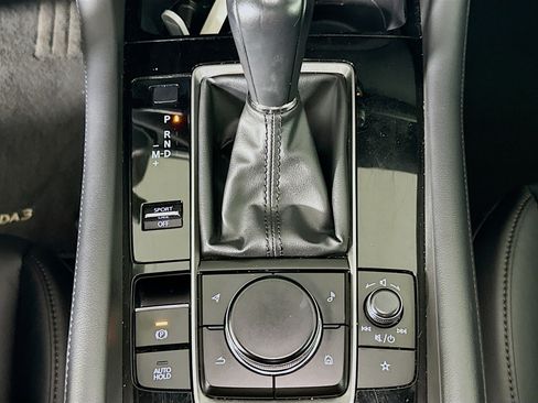 Used 2024 MAZDA MAZDA3 s FWD image 25