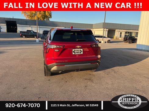 Used 2025 Chevrolet Equinox LT image 14
