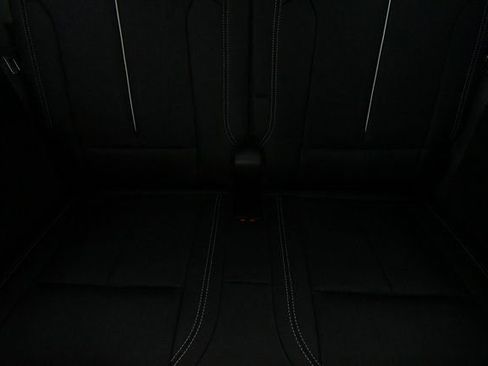 New 2026 Cadillac Vistiq Sport image 27