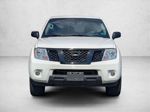 Used 2019 Nissan Frontier SV w/ Value Truck Package AWD/4WD image 2